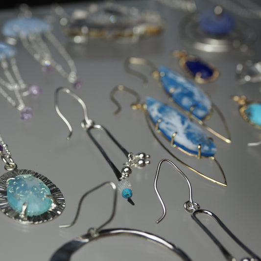 What Jewelry to Wear When You’re Not a Jewelry Person